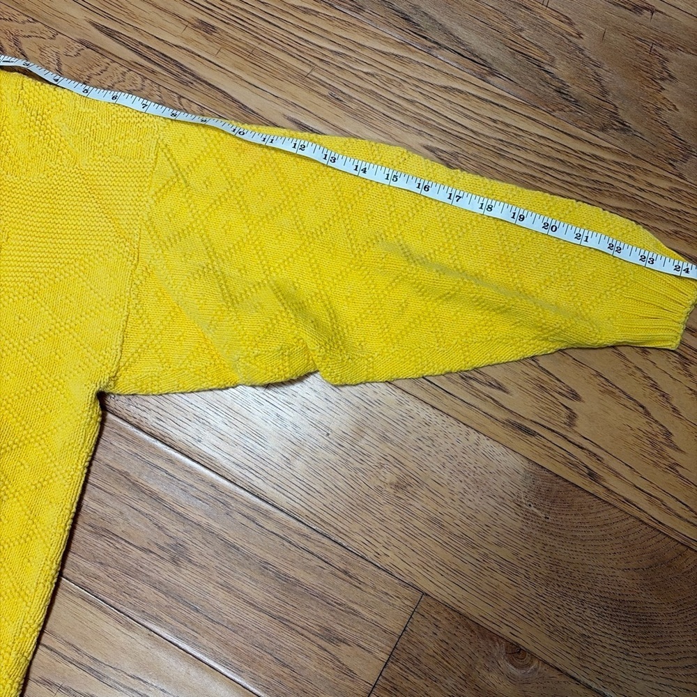 Bright Yellow Vintage V-Neck Textured Sweater Medium - Picture 6 of 7